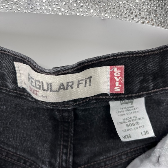 Levi's Men's 505  Dark Gray Regular Fit Jeans 38x30 - Picture 3 of 4